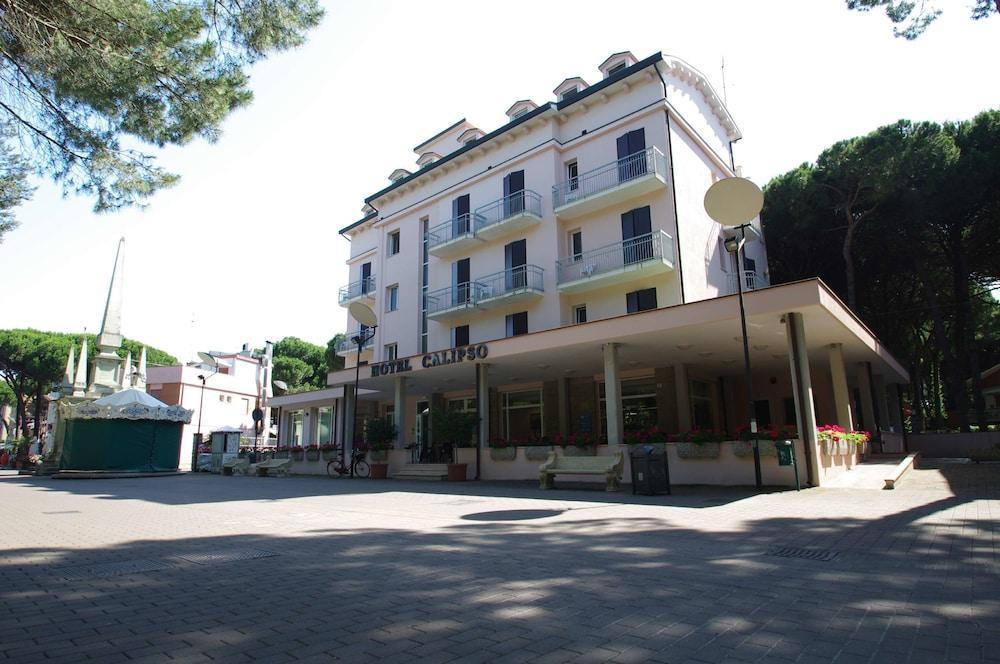 Hotel Calipso Llido Degli Estensi Exteriör bild